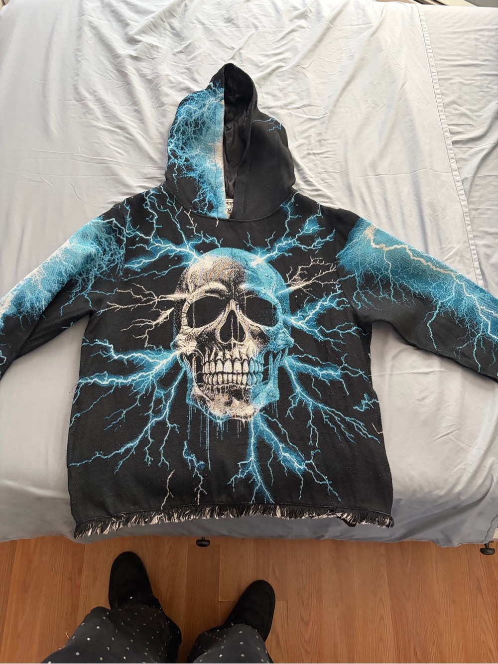 Black & Blue Lightning Skull Hoodie Sweater - Men